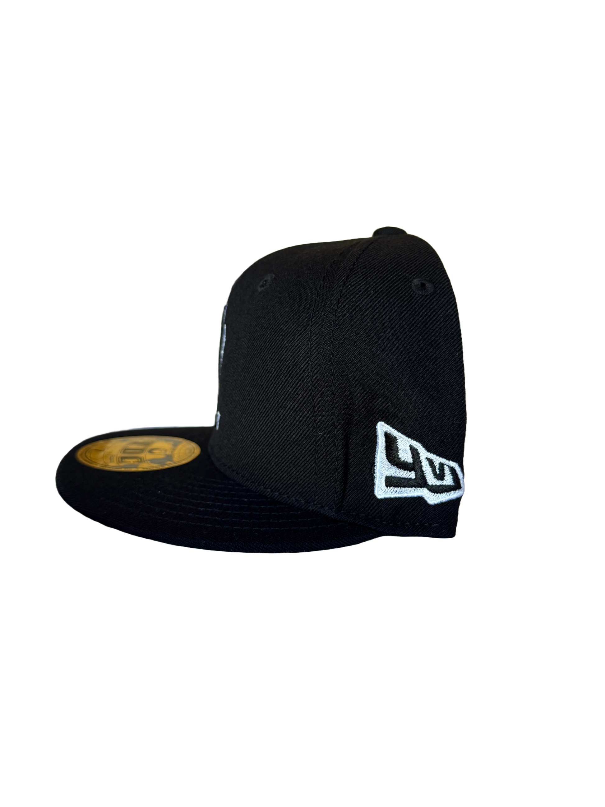 YVL ComplexCon Fitted Hat Black/White (7 1/2) – CULTCERT YVL ComplexCon Fitted Hat Black/White (7 1/2) – CULTCERT